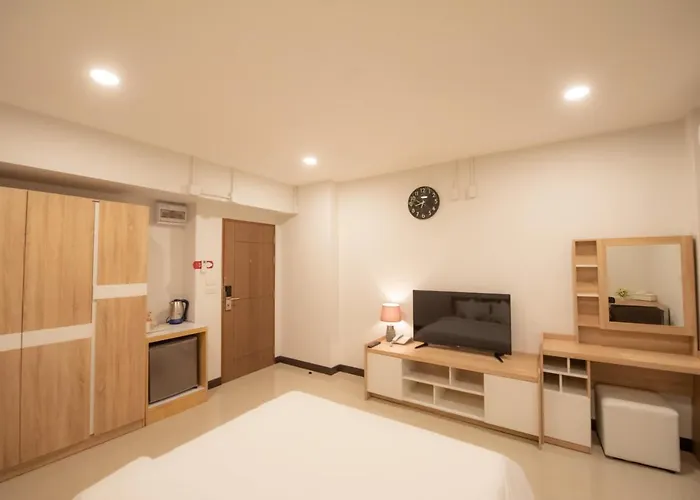 U Sabai 호텔 3*